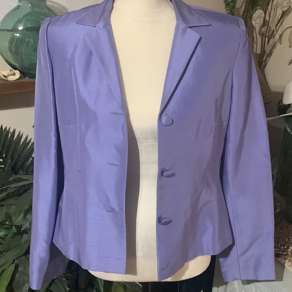Ann Taylor 100% Silk blazer - Picture 2 of 4